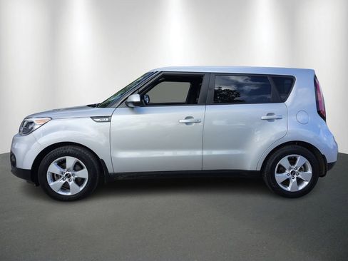 Used 2017 Kia Soul image 4