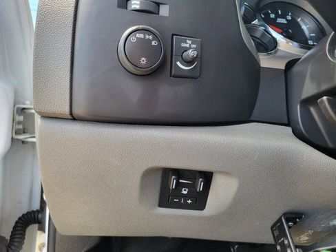 Used 2013 Chevrolet Silverado 2500 W/T image 13