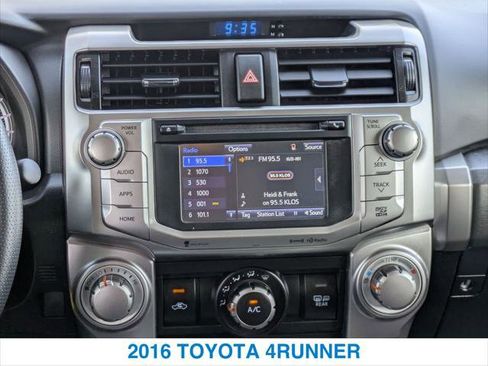 Used 2016 Toyota 4Runner SR5 AWD/4WD image 17
