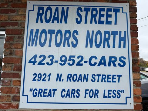 Used 2018 RAM 2500 SLT image 29