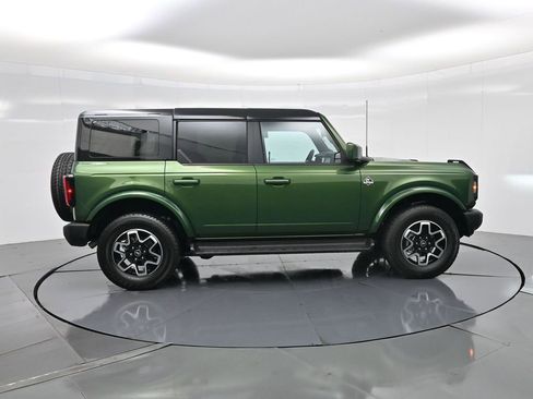 Used 2025 Ford Bronco Outer Banks image 5