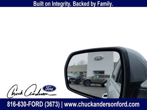 Used 2024 Ford Edge Titanium image 11