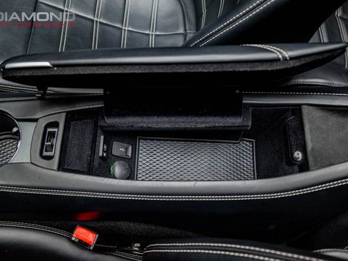 Used 2015 Ferrari California T image 81