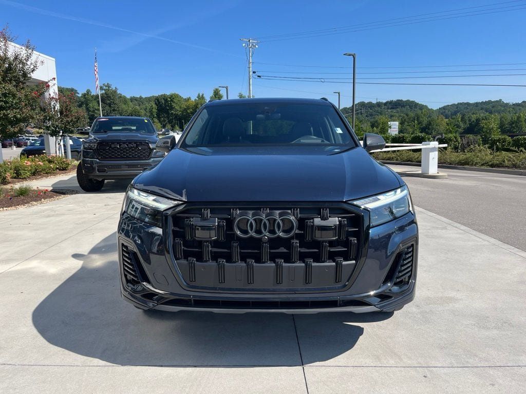 Used 2025 Audi Q7 3.0T Prestige AWD/4WD image 33
