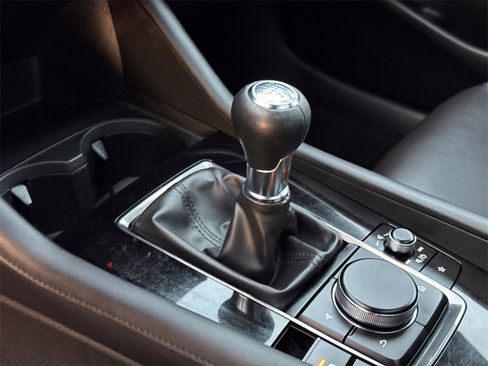 Used 2022 MAZDA MAZDA3 s image 26