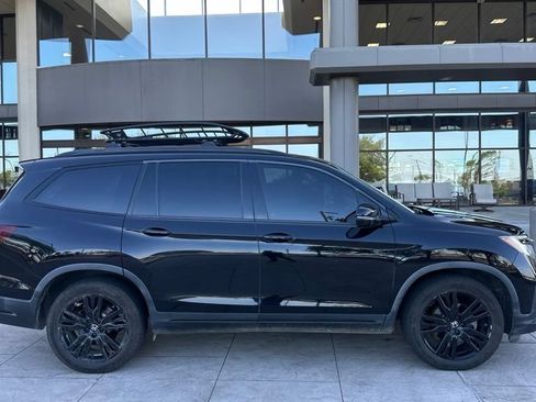 Used 2021 Honda Pilot Black Edition image 4