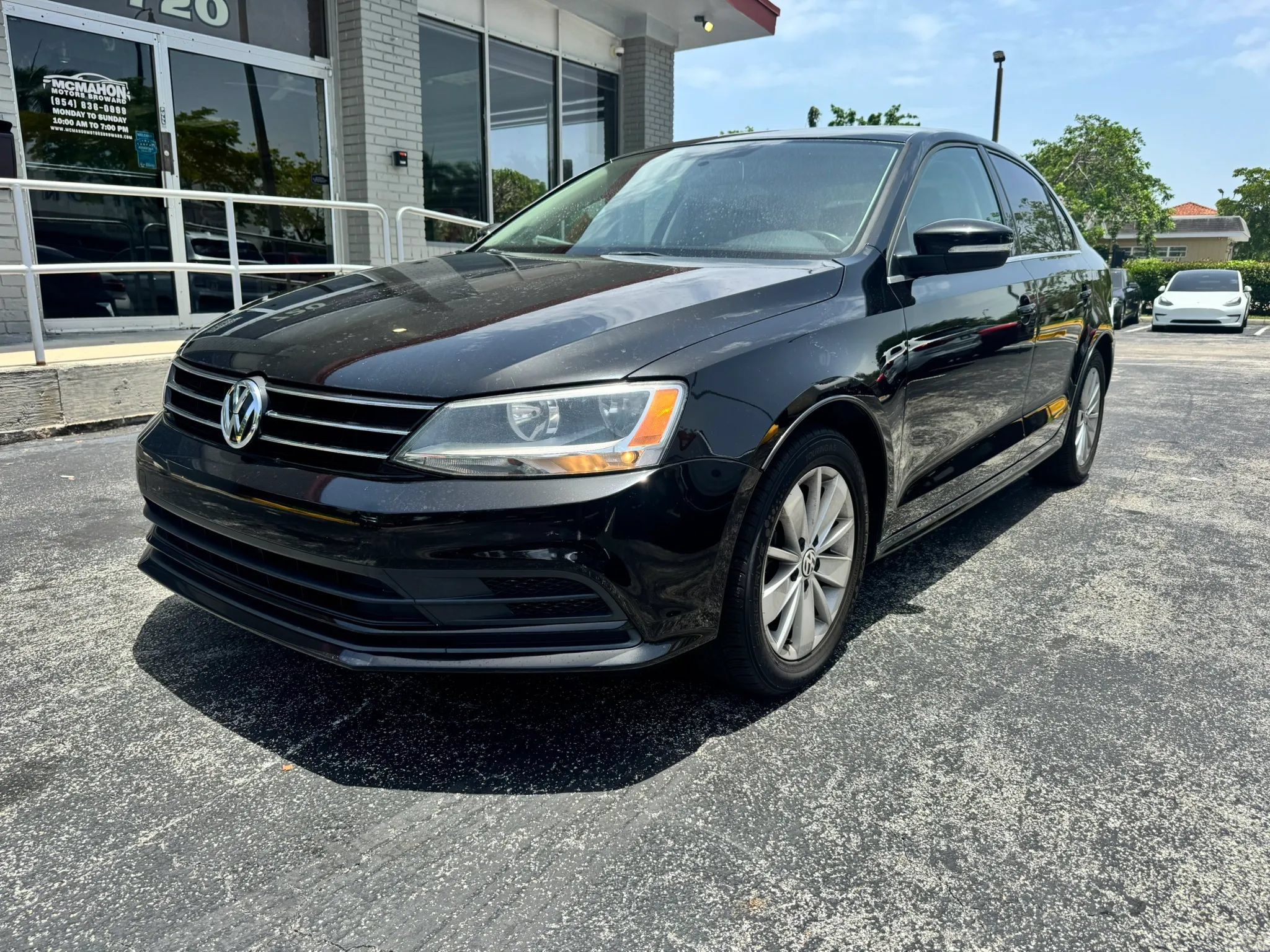 Used 2015 Volkswagen Jetta Sport FWD image 1