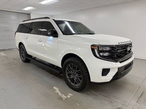 New 2025 Ford Expedition Max Platinum w/ Stealth Performance Package image 3