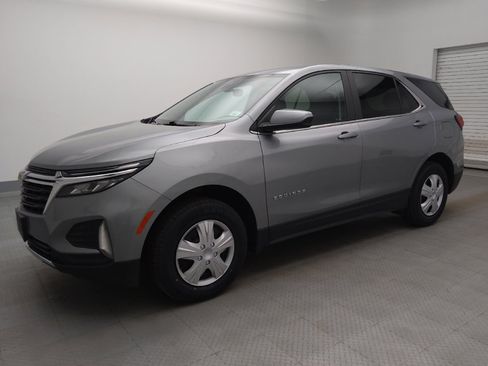Used 2023 Chevrolet Equinox LT AWD/4WD image 2