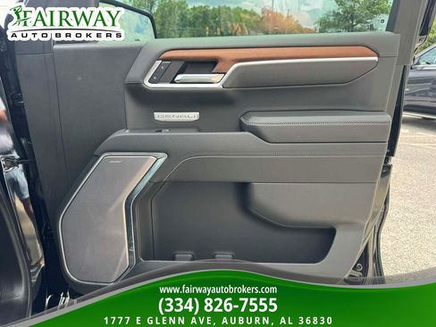 Used 2023 GMC Sierra 1500 Denali AWD/4WD image 32
