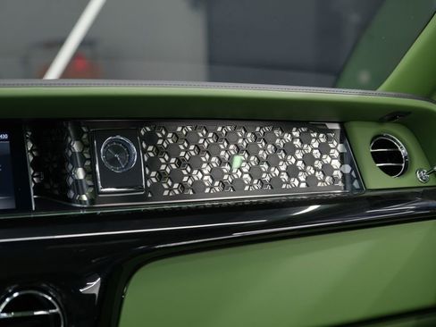 Used 2023 Rolls-Royce Phantom Sedan w/ The Phantom Package image 92