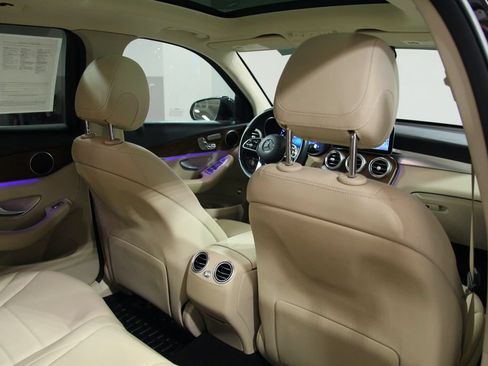 Certified 2022 Mercedes-Benz GLC 300 4MATIC image 25