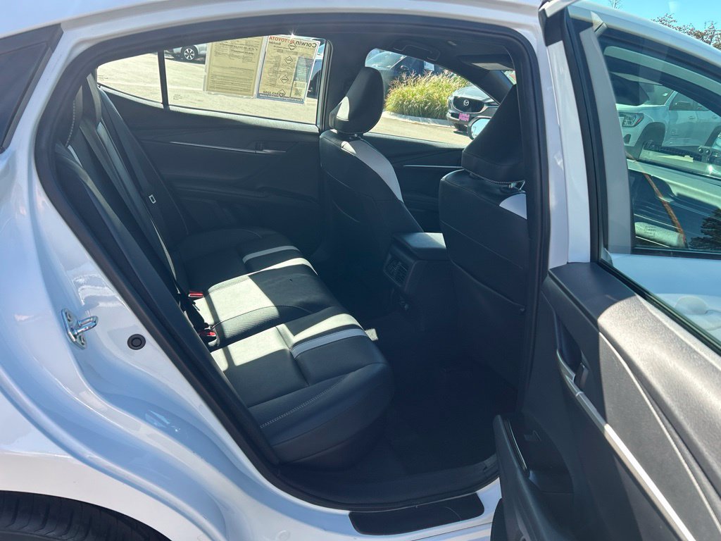 Used 2025 Toyota Camry SE FWD image 16
