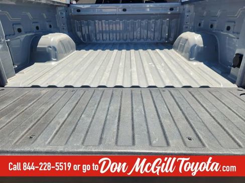 Used 2024 Chevrolet Silverado 1500 Custom image 32