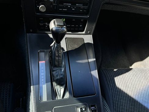 Used 1987 Chevrolet Corvette Coupe image 34