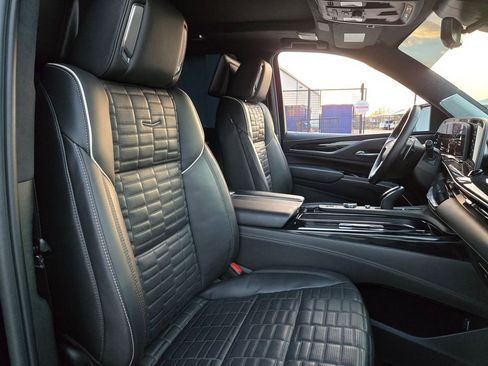 Used 2023 Cadillac Escalade V image 27