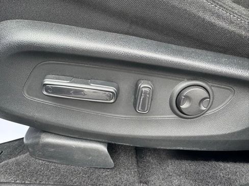 Used 2024 Honda CR-V EX image 19
