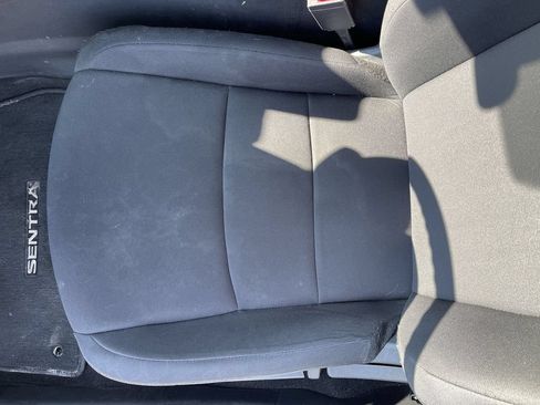 Used 2024 Nissan Sentra S FWD image 20