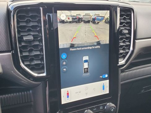 New 2025 Ford Ranger XLT w/ FX4 Off-Road Package image 18