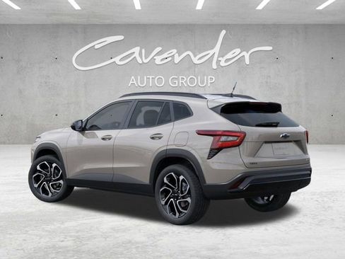 New 2026 Chevrolet Trax RS w/ Sunroof Package image 3