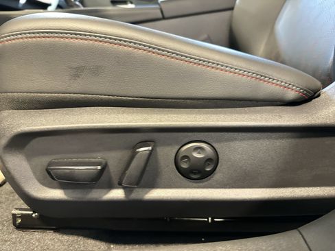New 2026 Nissan Sentra SR w/ SR Premium Package FWD image 21