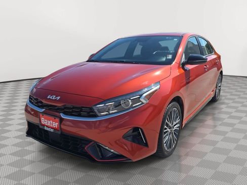 Used 2023 Kia Forte GT-Line w/ GT-Line Premium Package FWD image 3
