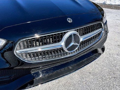 Used 2025 Mercedes-Benz C 300 4MATIC Sedan image 5