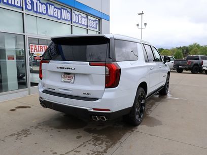 New 2026 GMC Yukon XL Denali w/ Denali Reserve Package
