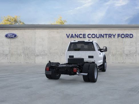 New 2025 Ford F550 4x4 Regular Cab Super Duty w/ XL Chrome Package image 8