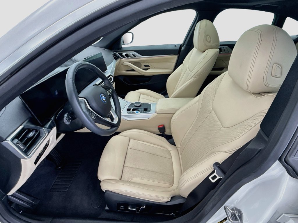 Certified 2024 BMW i4 eDrive40 w/ Premium Package RWD image 18