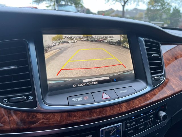 Used 2014 Hyundai Equus Signature RWD image 14