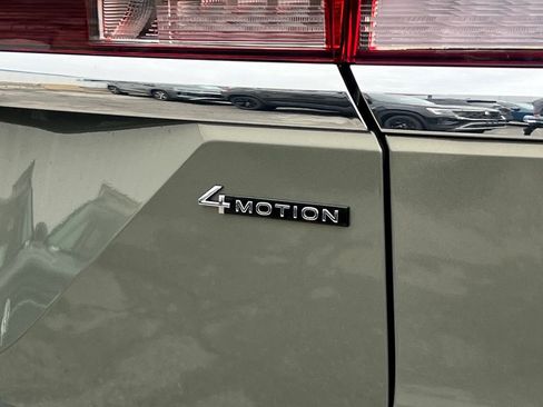 New 2026 Volkswagen Atlas SE image 6