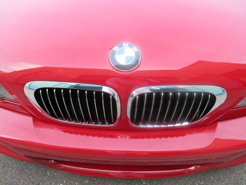 Used 2004 BMW M3 Coupe image 2
