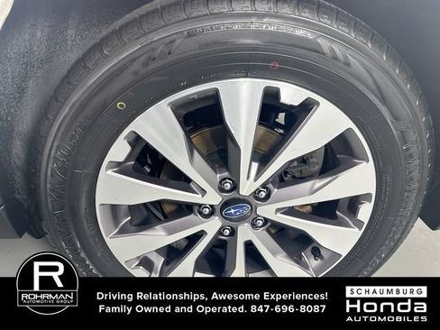 Used 2017 Subaru Outback 3.6R Touring w/ Popular Package #5A AWD/4WD image 5