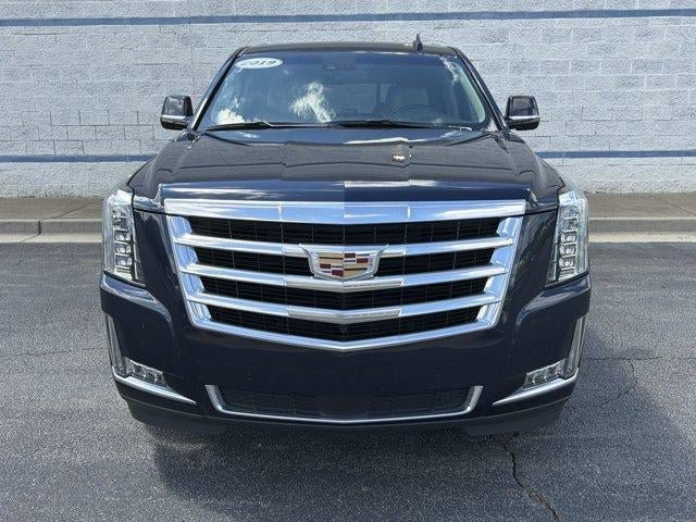 Used 2019 Cadillac Escalade Premium Luxury RWD image 2