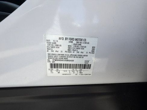 Used 2018 Ford Explorer XLT w/ Equipment Group 202A AWD/4WD image 16
