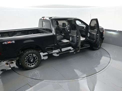 Used 2023 Ford F250 Platinum image 26