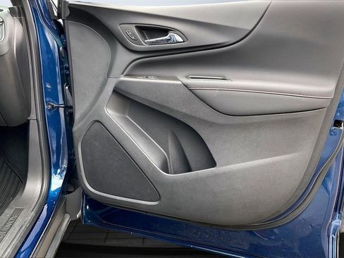Used 2023 Chevrolet Equinox RS image 24