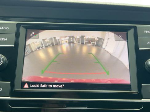 Used 2021 Volkswagen Jetta S image 24