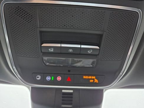 Used 2024 Chevrolet Traverse RS w/ LPO, Floor Liner Package image 31