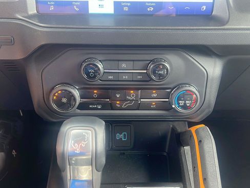 Used 2024 Ford Bronco Badlands AWD/4WD image 23