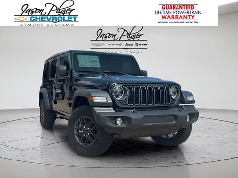 Used 2025 Jeep Wrangler Unlimited Sport AWD/4WD image 1