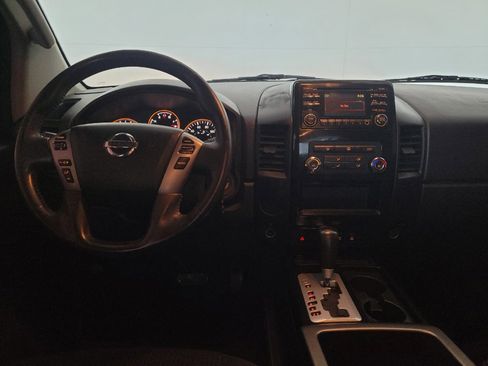 Used 2014 Nissan Titan SV w/ SV Value Truck Package RWD image 22