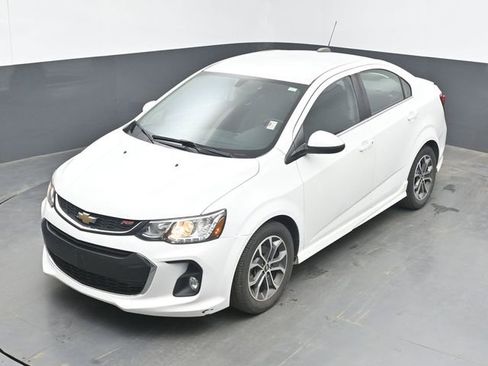 Used 2017 Chevrolet Sonic LT w/ Convenience Package FWD image 21