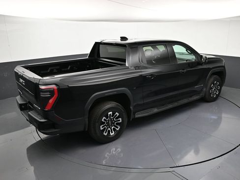 Used 2026 GMC Sierra EV Elevation AWD/4WD image 19