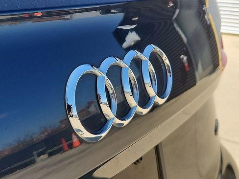 Used 2019 Audi Q5 2.0T Premium Plus w/ Premium Plus Package image 30