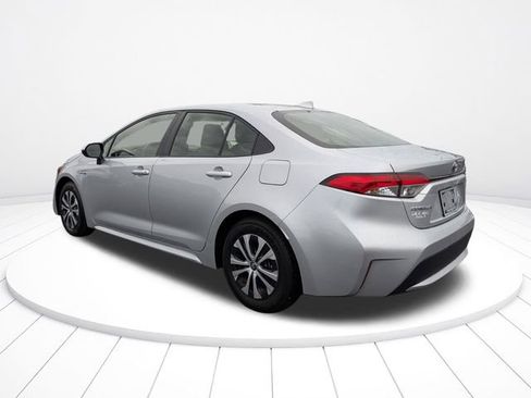 Used 2021 Toyota Corolla LE FWD image 5