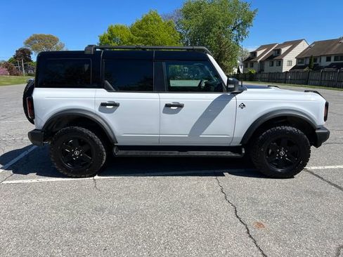 Used 2025 Ford Bronco Outer Banks AWD/4WD image 12