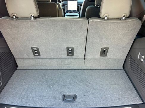 New 2026 GMC Yukon Elevation w/ Elevation Premium Package image 16