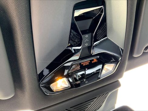 New 2026 BMW X1 xDrive28i w/ Technology Package image 18